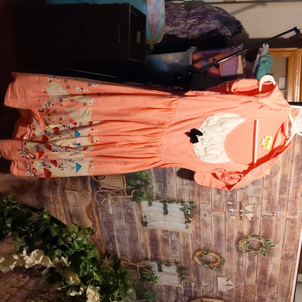 Pinup girl clothing large dress